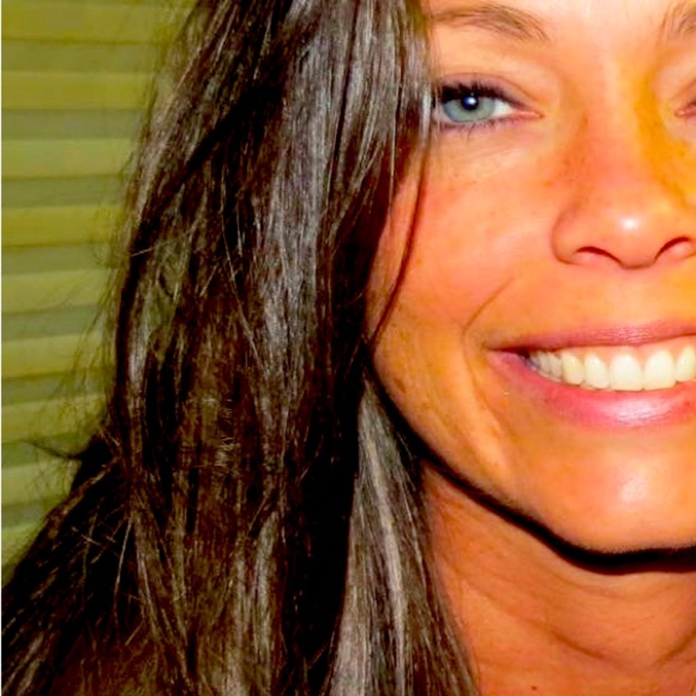 Meet your Posher, Marisa